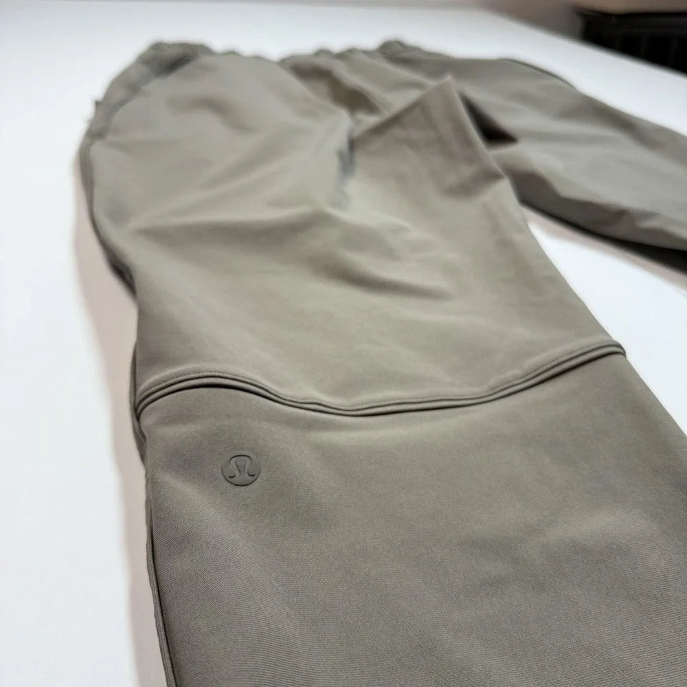 Lululemon Pants Womens 8 Olive Green Pleated Tapered Joggers Zip Pocket Athletic